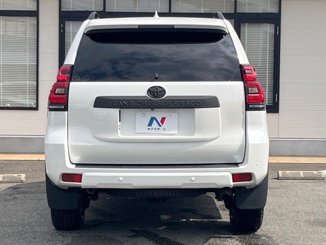 TOYOTA LANDCRUISER PRADO 2022