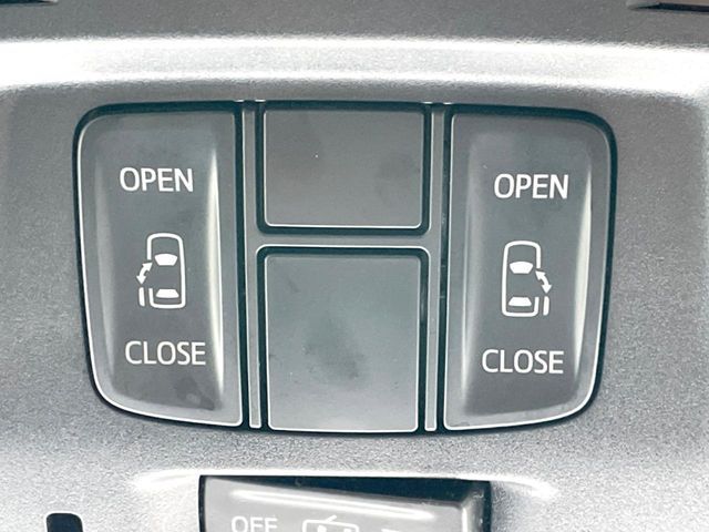 TOYOTA VELLFIRE 2015