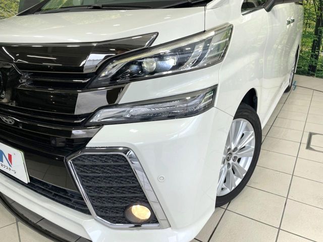 TOYOTA VELLFIRE 2015