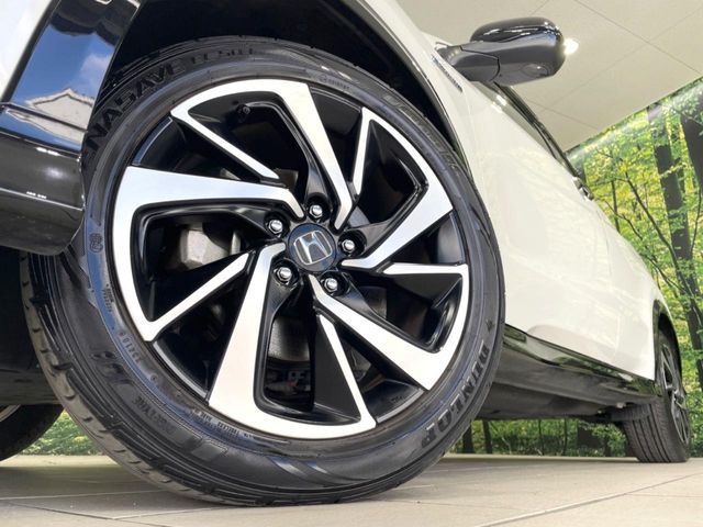 HONDA VEZEL HYBRID 2018