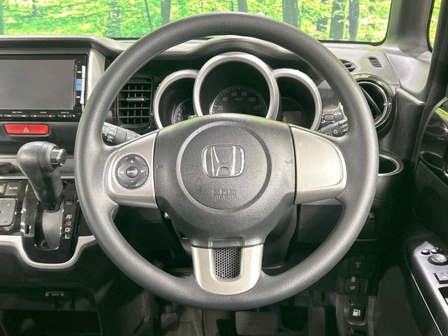 HONDA N BOX CUSTOM 2015