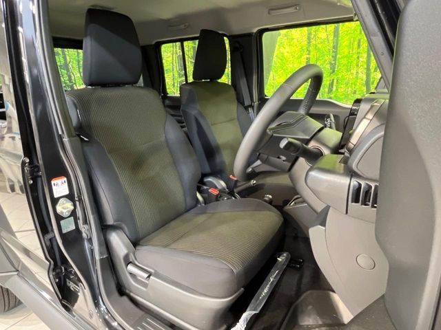 SUZUKI JIMNY NOMADE 2025