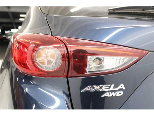 MAZDA AXELA SPORTS 2017