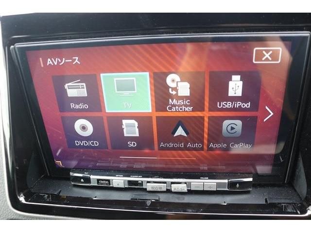 TOYOTA VOXY HYBRID 2019