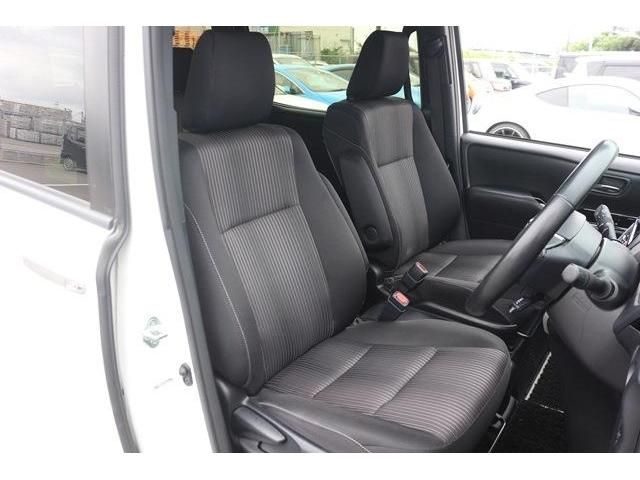 TOYOTA VOXY HYBRID 2019