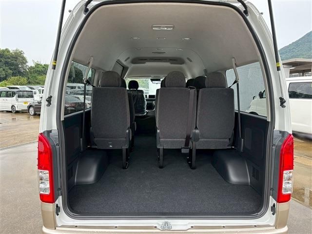 TOYOTA HIACE wagon 2025