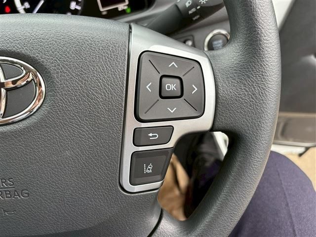 TOYOTA HIACE wagon 2025