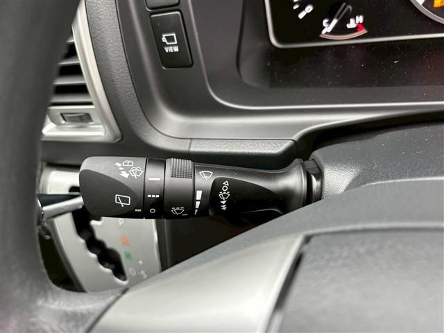 TOYOTA HIACE wagon 2025