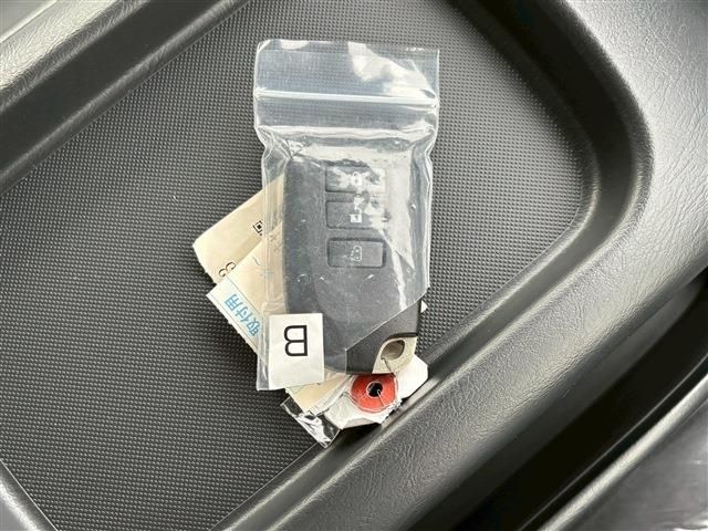 TOYOTA HIACE wagon 2025