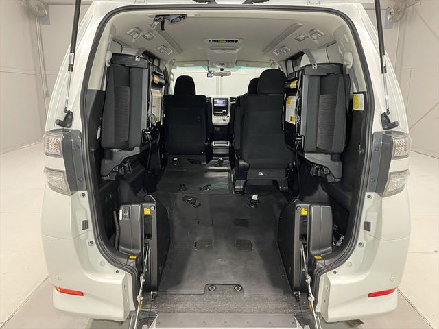 TOYOTA VELLFIRE 2012