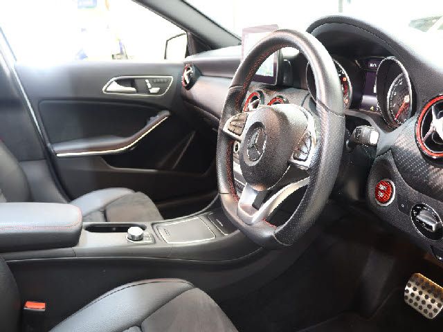 MERCEDES BENZ MERCEDES BENZ A class 2017