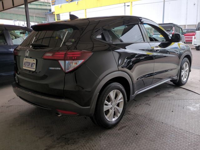 HONDA VEZEL HYBRID 2017