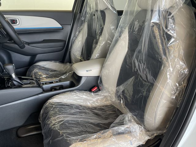 HONDA VEZEL e:HEV 2025