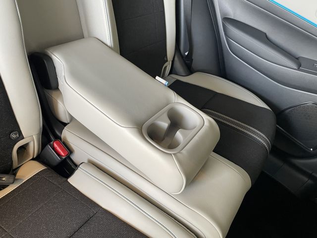 HONDA VEZEL e:HEV 2025