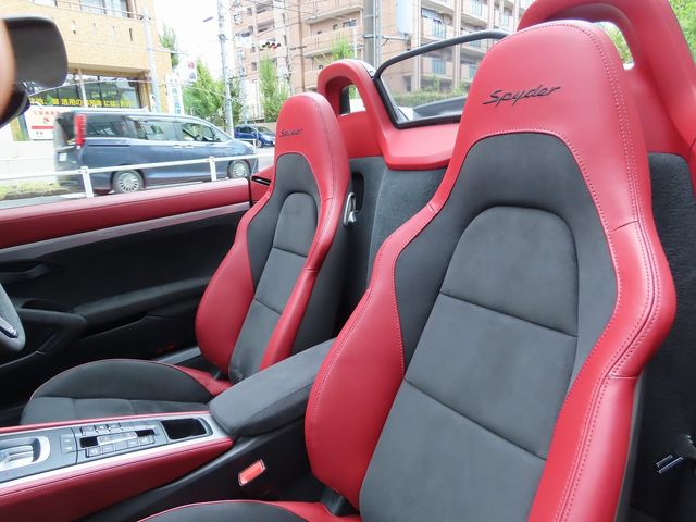 PORSCHE PORSCHE 718Spyder 2022