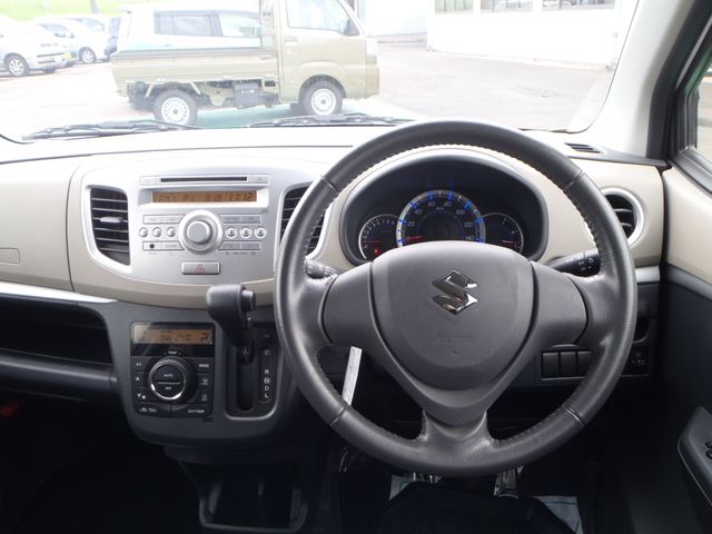 SUZUKI WAGON R 2014