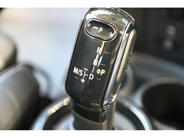 BMW MINI COOPER D 5DOOR 2023