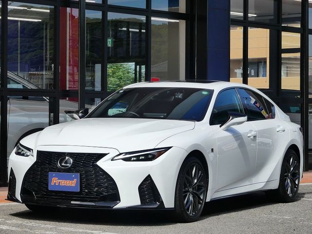 TOYOTA LEXUS IS500 2023