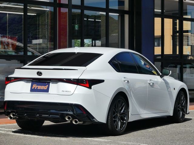 TOYOTA LEXUS IS500 2023