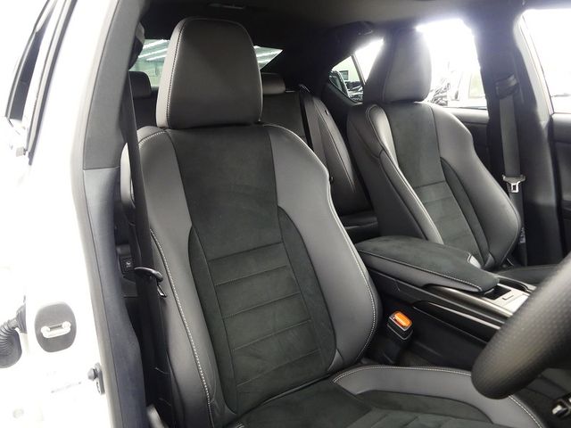 TOYOTA LEXUS IS500 2023