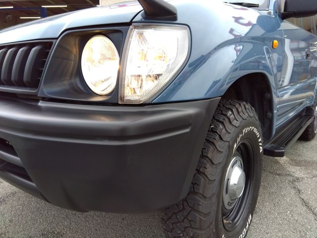 TOYOTA LANDCRUISER PRADO 2001