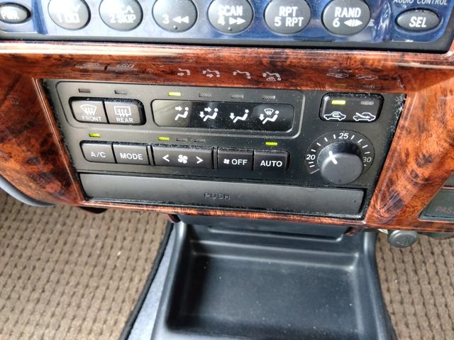 TOYOTA LANDCRUISER PRADO 2001