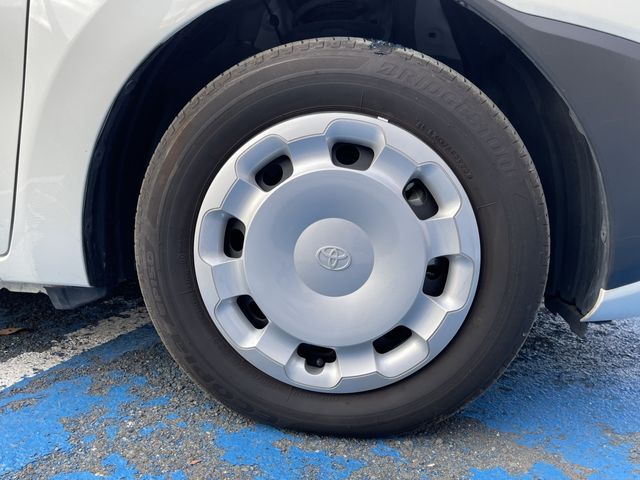 TOYOTA SIENTA HYBRID 2023