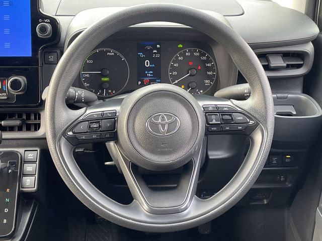 TOYOTA SIENTA HYBRID 2023