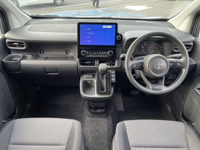 TOYOTA SIENTA HYBRID 2023