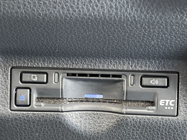 TOYOTA SIENTA HYBRID 2023