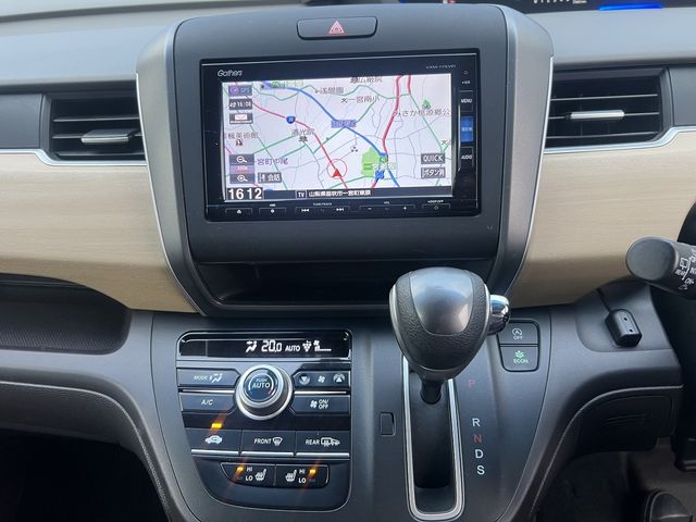 HONDA FREED 4WD 2017