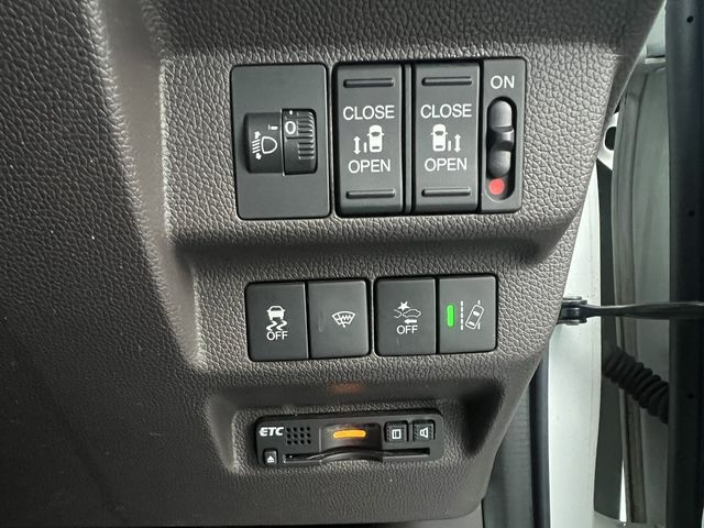 HONDA FREED 4WD 2017