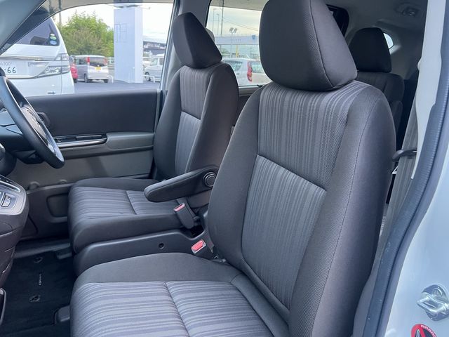 HONDA FREED 4WD 2017