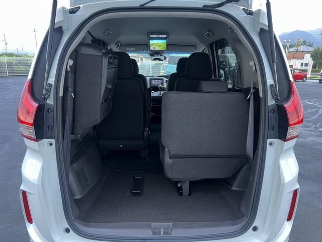 HONDA FREED 4WD 2017