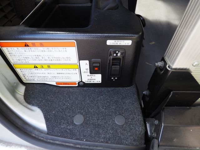 NISSAN NV200 VANETTE van 2019