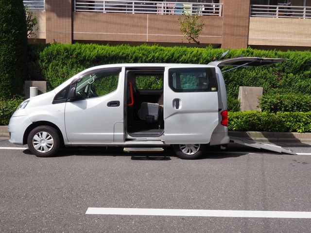 NISSAN NV200 VANETTE van 2019