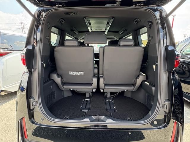 TOYOTA VELLFIRE  HYBRID 2024