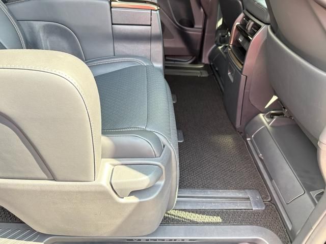 TOYOTA VELLFIRE  HYBRID 2024