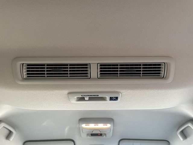 MITSUBISHI DELICA MINI 2025