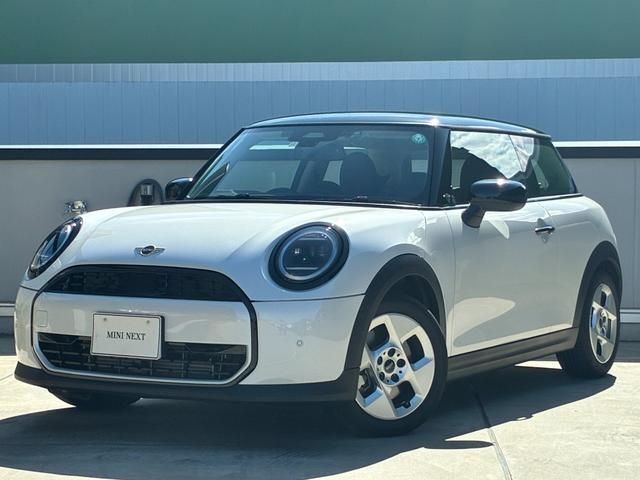 BMW MINI COOPER 2024