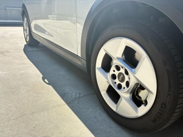 BMW MINI COOPER 2024