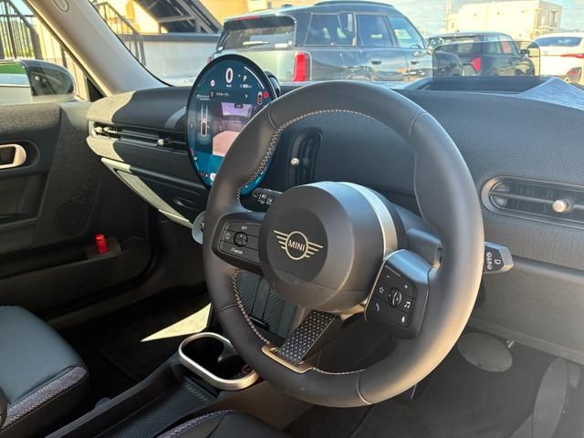 BMW MINI COOPER 2024