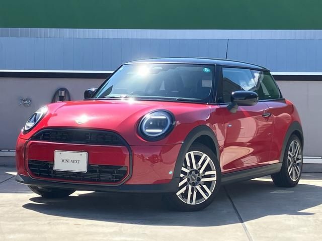 BMW MINI COOPER 2024