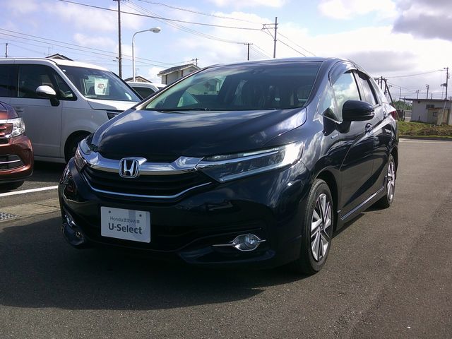 HONDA SHUTTLE HYBRID 2016 