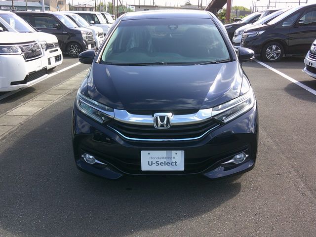 HONDA SHUTTLE HYBRID 2016