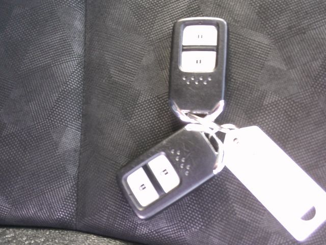 HONDA SHUTTLE HYBRID 2016