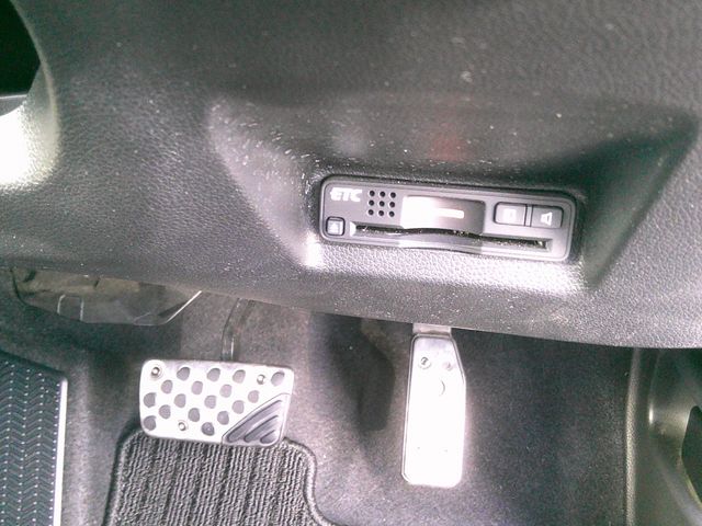 HONDA SHUTTLE HYBRID 2016