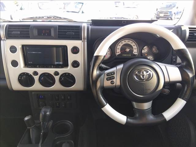 TOYOTA FJ CRUISER 4WD 2017