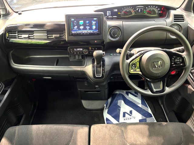 HONDA N BOX CUSTOM 2021