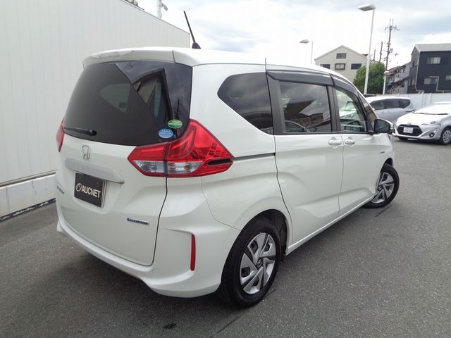 HONDA FREED HYBRID 2018